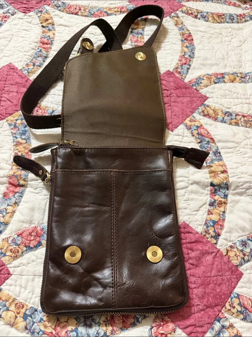 Men’s Leather Messenger Bag adjustable strap